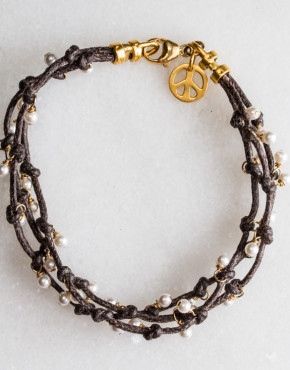 Gold White Pearl 3 Strand Dark